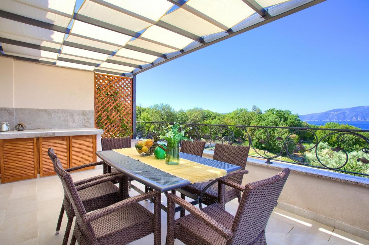 Pinezići Luxury Apartments Villa Stina מראה חיצוני תמונה