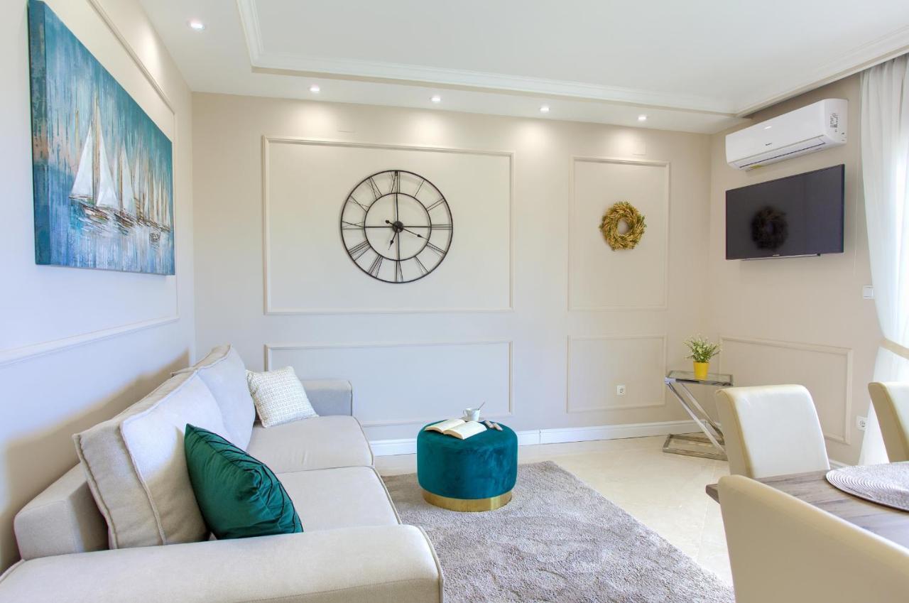 Pinezići Luxury Apartments Villa Stina מראה חיצוני תמונה